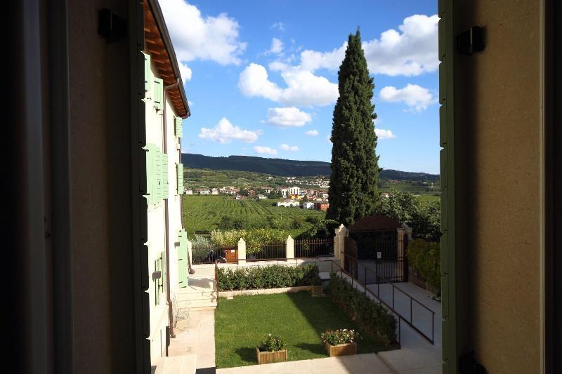 Hotel Villa Moron Неґрар Екстер'єр фото